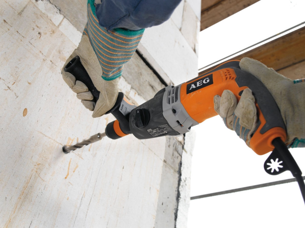 Перфоратор AEG KH 28 Super XE