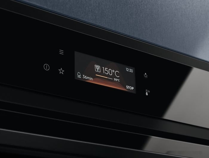 Духовой шкаф Electrolux EOB8S39H