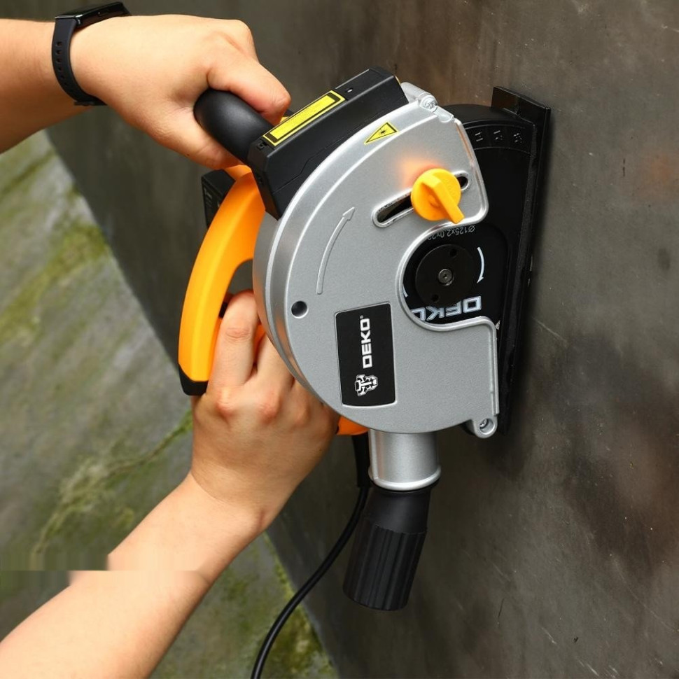 Штроборез Deko DKWC1800W