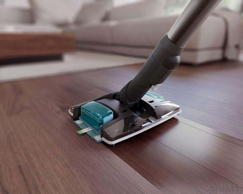 Вертикальный пылесос с влажной уборкой Philips XC8055/01