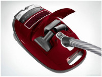 Пылесос Miele Complete C3 Active SGDF3 (красный)