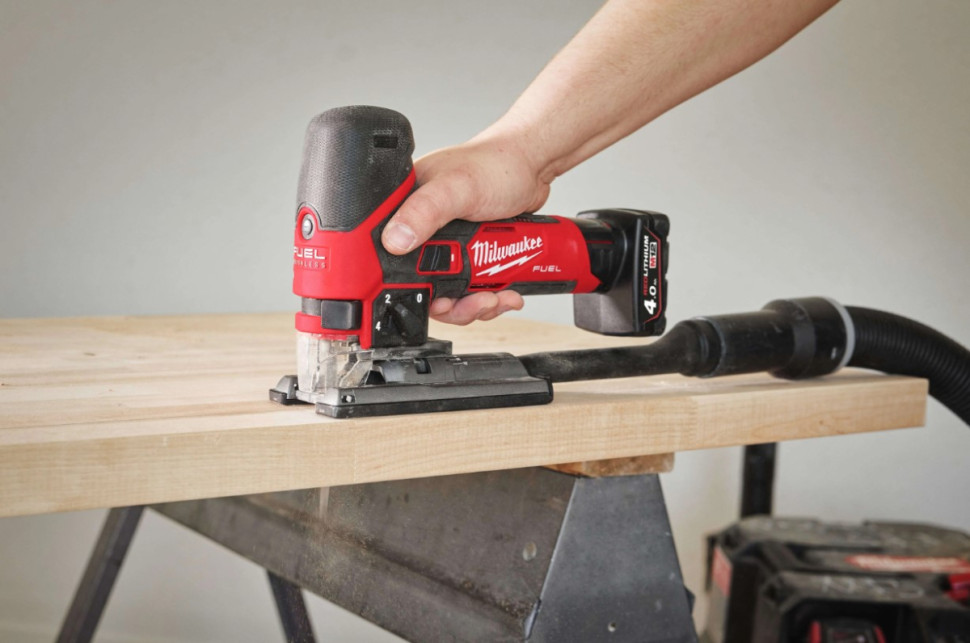 Лобзик Milwaukee M12 FJS-422X Fuel 4933493348 (с 2-мя АКБ, кейс)