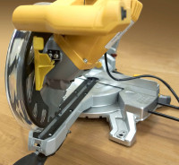 Торцовочная пила Энкор Корвет 8-310С