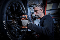 Гайковерт AEG Powertools BSS18MTF12BL-402C 4935479664 (с 2-мя АКБ, кейс)