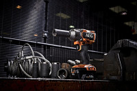 Гайковерт AEG Powertools BSS18MTF12BL-402C 4935479664 (с 2-мя АКБ, кейс)