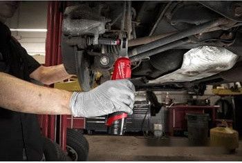 Трещотка Milwaukee M12 FHIR38-0 4933478172 (без АКБ)