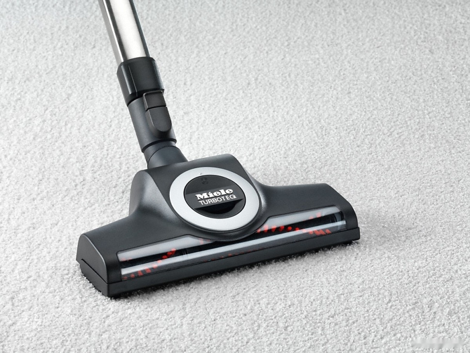 Пылесос Miele Boost CX1 Cat & Dog PowerLine SNCF0