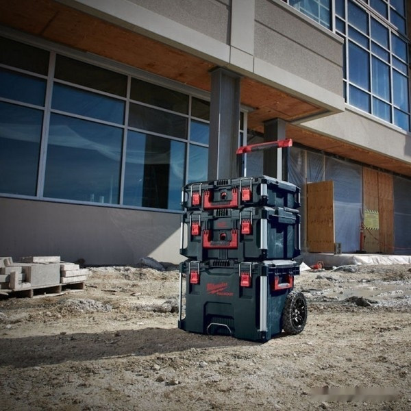 Ящик для инструментов Milwaukee PackOut Large Toolbox 4932464079