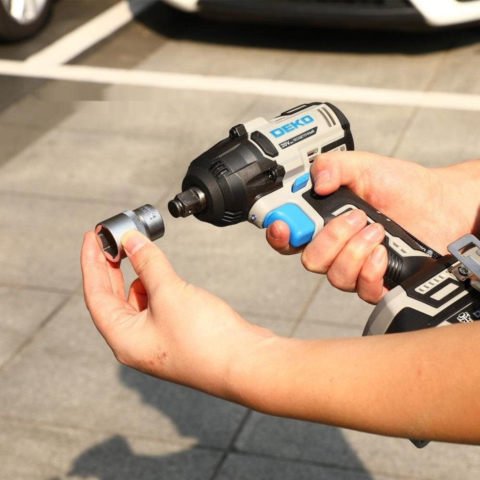 Гайковерт Deko ZKIS Set 083-1084 (с 1-им АКБ)