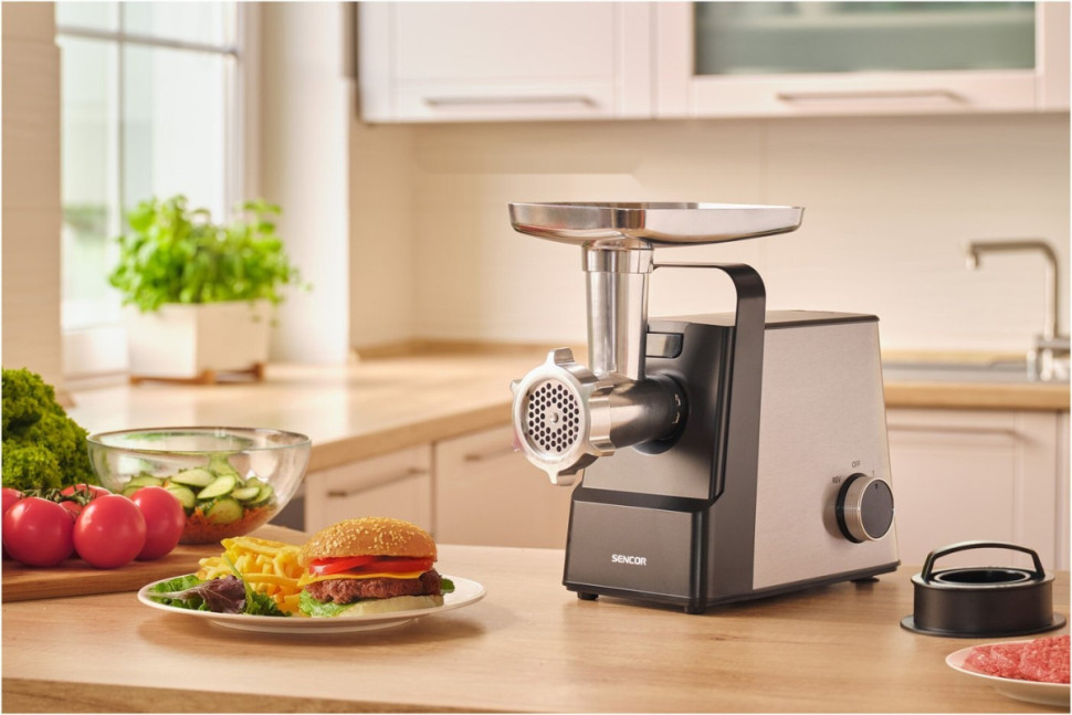 Мясорубка Sencor SMG 7400SS