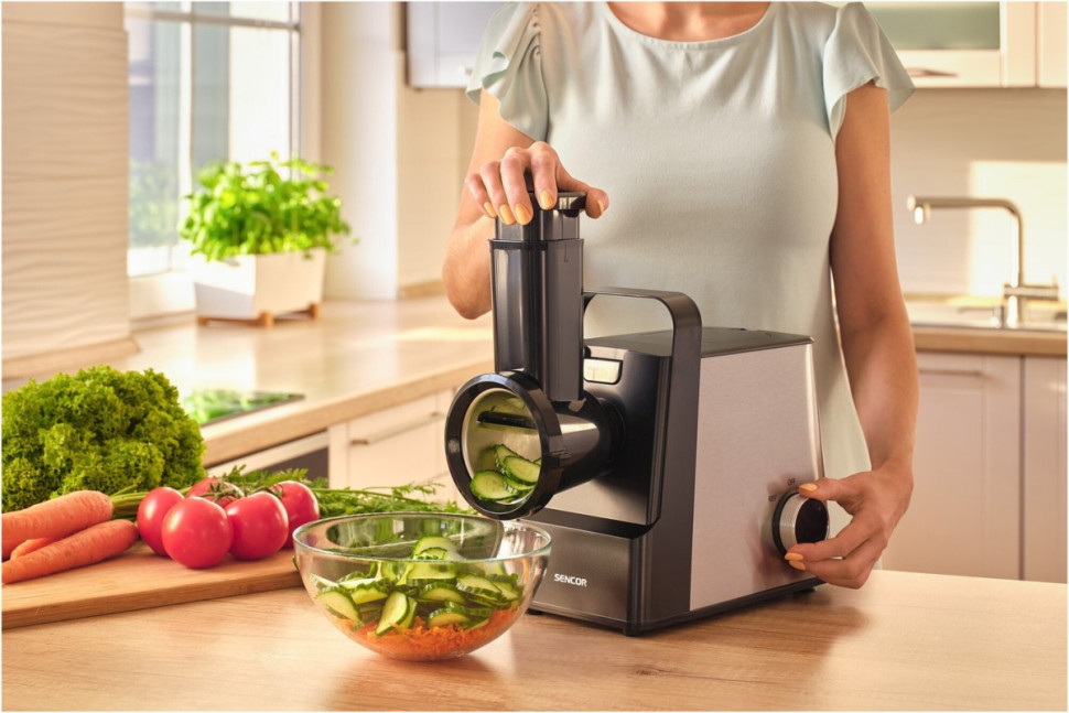 Мясорубка Sencor SMG 7400SS