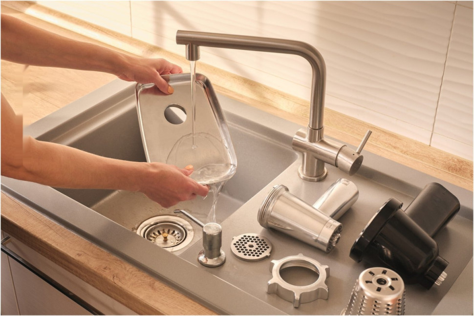 Мясорубка Sencor SMG 7400SS