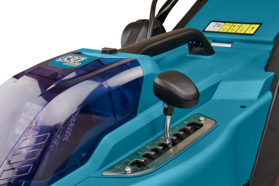 Газонокосилка Makita DLM330Z (без АКБ)