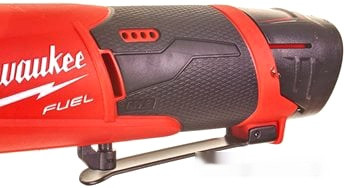 Трещотка Milwaukee M12 FIR38-201B 4933459798 (с 1-им АКБ, сумка)