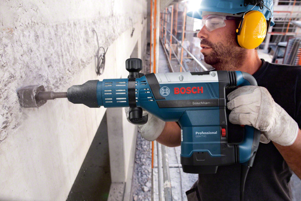 Электрический отбойный молоток Bosch GSH 7 VC