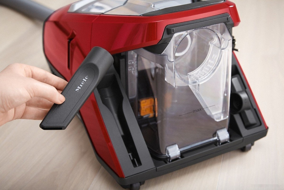 Пылесос Miele Blizzard CX1 Cat & Dog PowerLine SKCF3