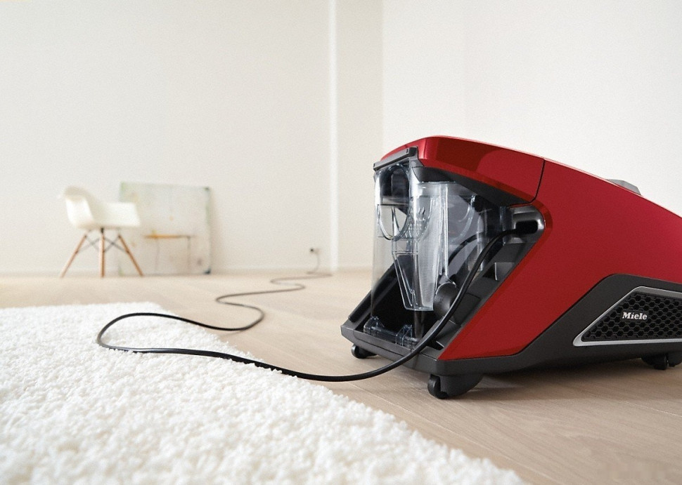 Пылесос Miele Blizzard CX1 Cat & Dog PowerLine SKCF3