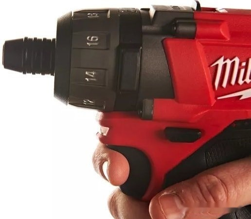 Дрель-шуруповерт Milwaukee M12 CD-0 4933440450 (без АКБ)