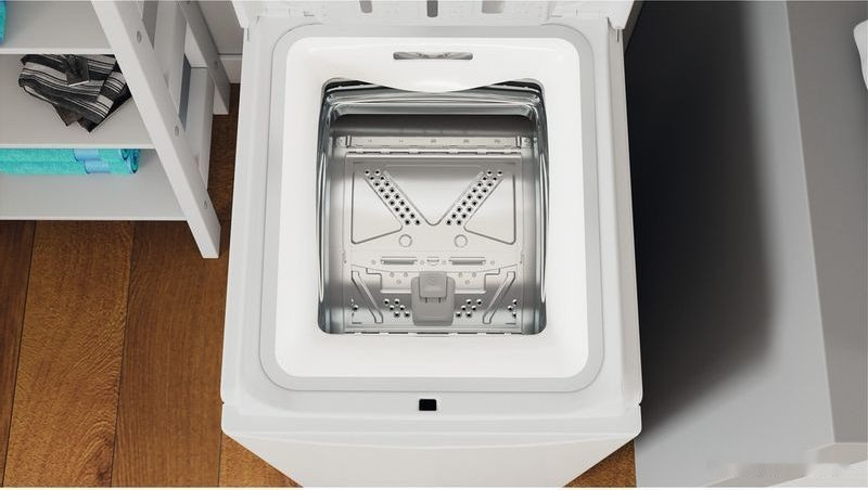 Стиральная машина Indesit BTW L50300 PL/N
