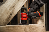 Шлифовальная машина Milwaukee M12FDSS-422X 4933479681 (с 2-мя АКБ 2 Ач, 4 Ач)