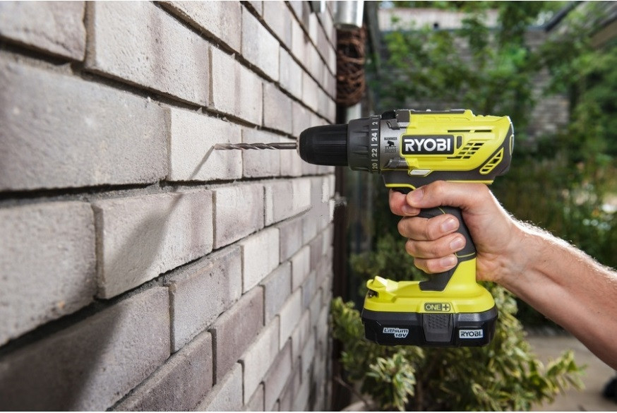 Дрель-шуруповерт Ryobi R18PDC-0