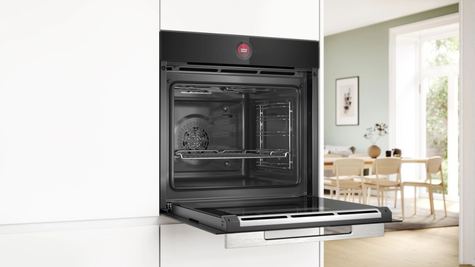 Духовой шкаф Bosch Serie 8 HBG7221B1S