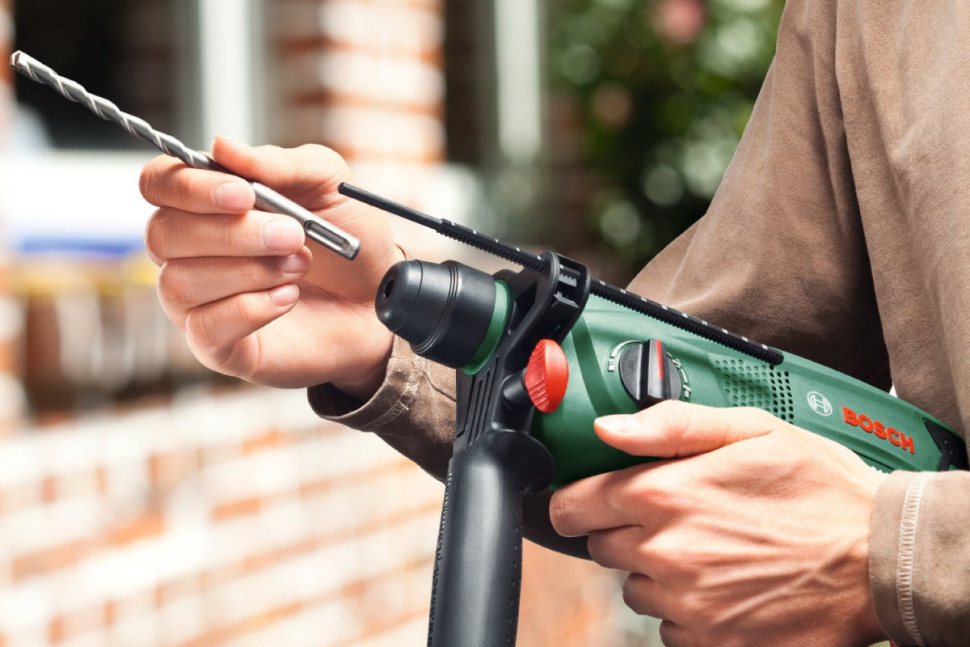Перфоратор Bosch PBH 2100 RE