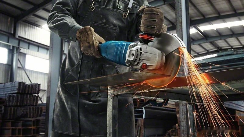 Угловая шлифмашина Bosch GWS 24-230 Professional 06018C3000