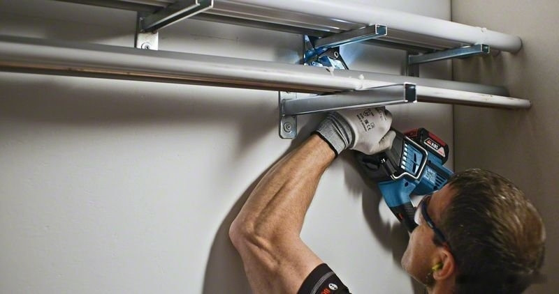 Сабельная пила Bosch GSA 18V-32 Professional 06016A8108 (без АКБ)