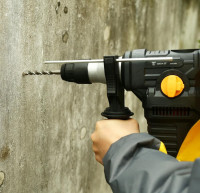 Перфоратор Deko DKH2000 SET 10