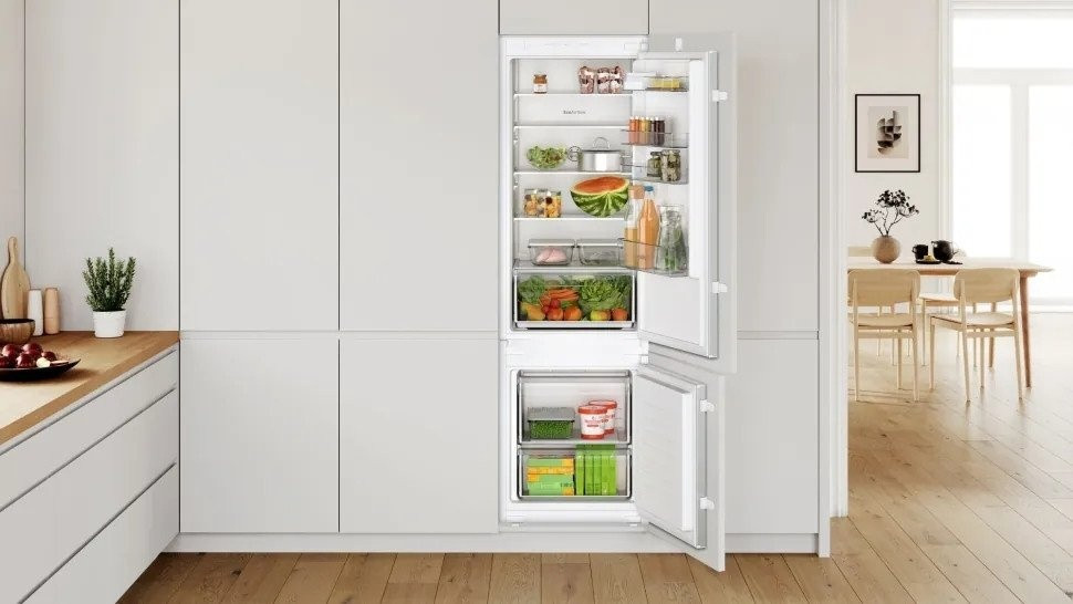 Холодильник Bosch Serie 2 KIV87NS306