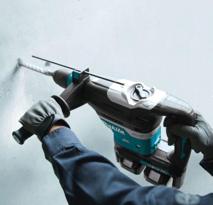 Перфоратор Makita DHR400ZK (без АКБ)