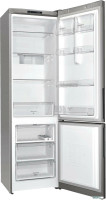 Холодильник с нижней морозильной камерой Hotpoint-Ariston HS 4200 X
