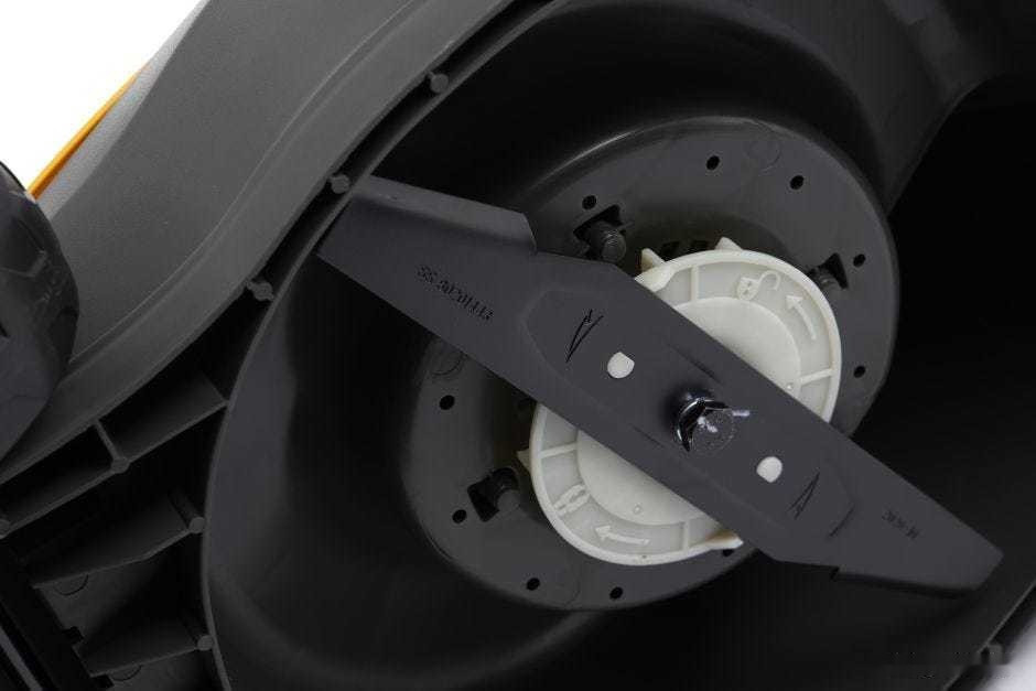 Газонокосилка Stiga Collector 132e Kit 291302068/ST2 (с 1-им АКБ)