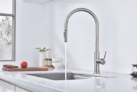 Смеситель Paulmark Senso Se215180-BS (стальной/нержавеющая сталь)