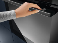 Духовой шкаф Electrolux SteamBake 600 EOD6P77WZ