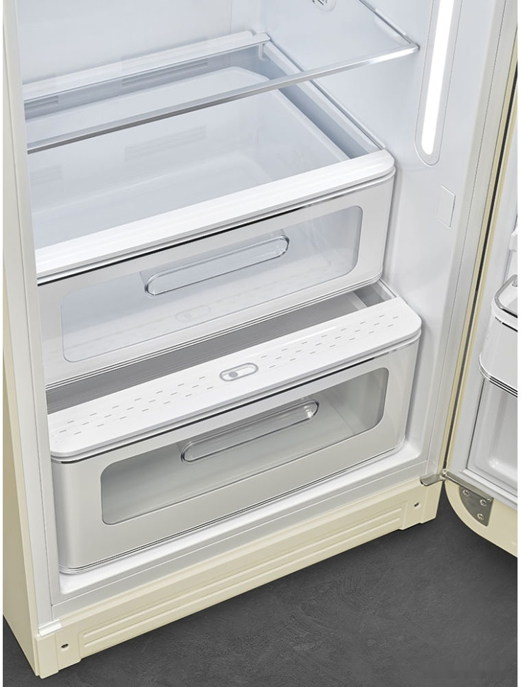 Однокамерный холодильник Smeg FAB28RCR5