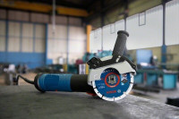 Угловая шлифмашина Bosch GWX 17-125 S Professional 06017D2300