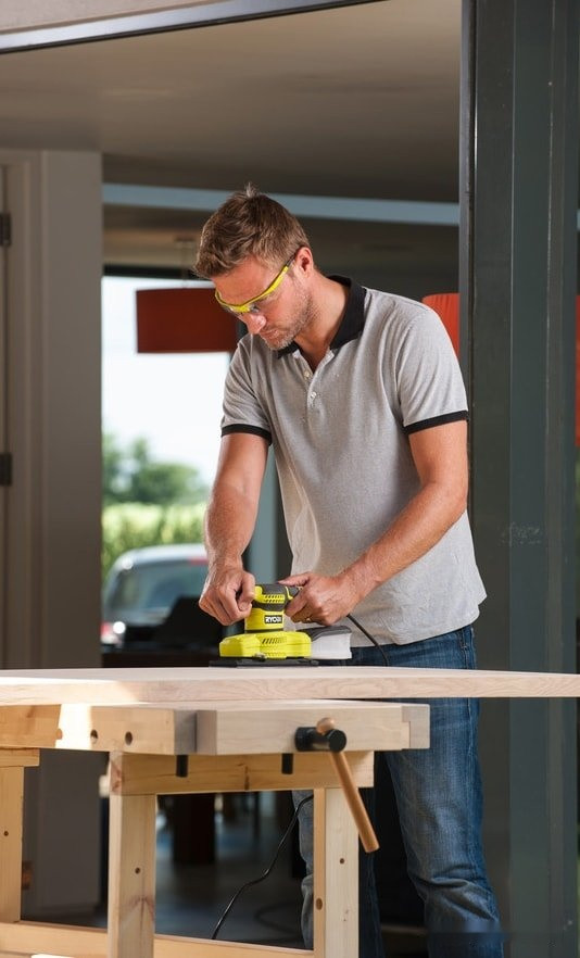 Шлифовальная машина Ryobi RSS200-GA20