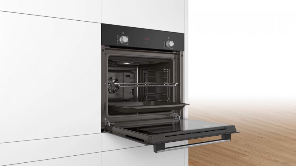 Духовой шкаф Bosch HBF512BA0R