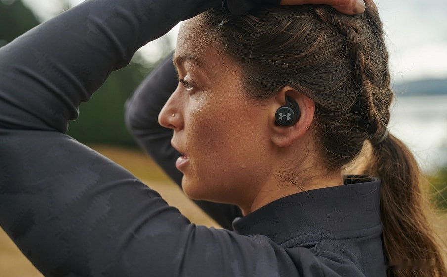 Наушники JBL Under Armour Streak (черный)
