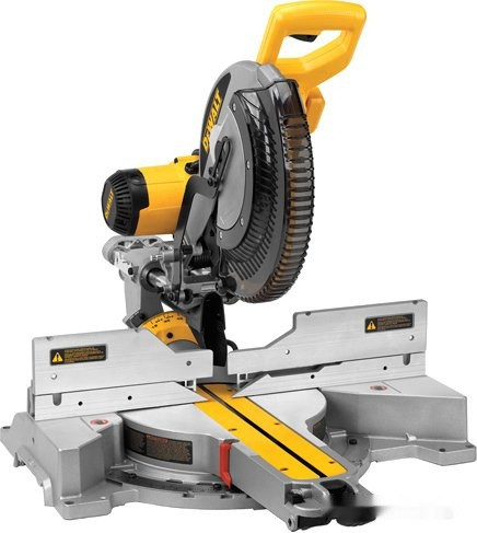 Торцовочная пила DeWALT DWS780