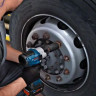Гайковерт Bosch GDS 18V-1050 H Professional 06019J8502 (с 2-мя АКБ 8 Ah, кейс)