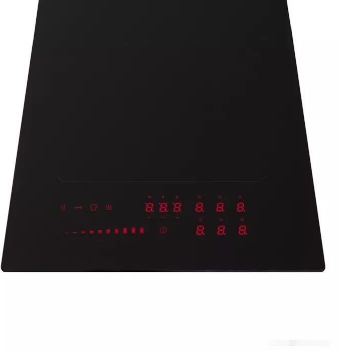 Варочная панель Delonghi SLI 302 RUS