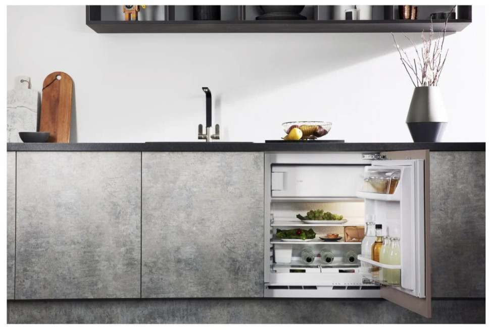Однокамерный холодильник Hotpoint-Ariston BTSZ 1632/HA