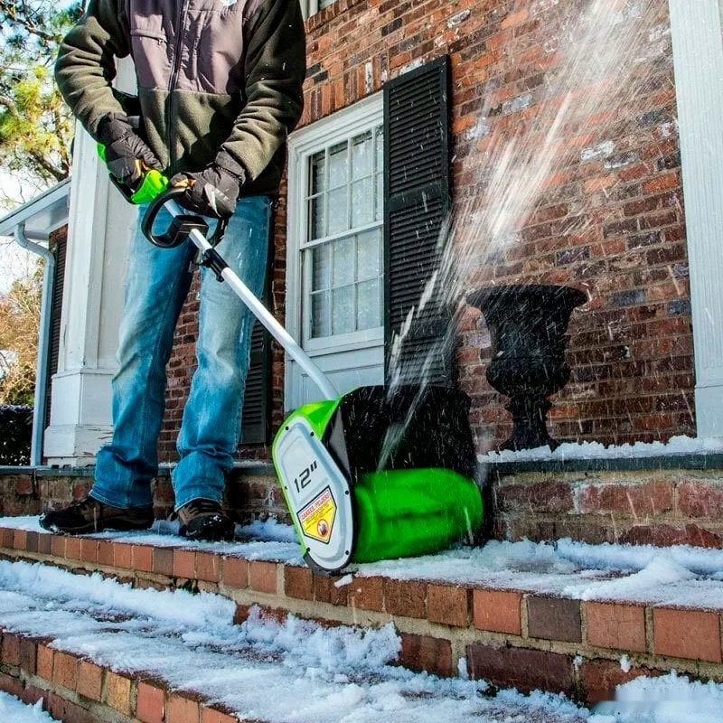 Снегоуборщик Greenworks GD40SSK4 (с АКБ 4000 mAh)