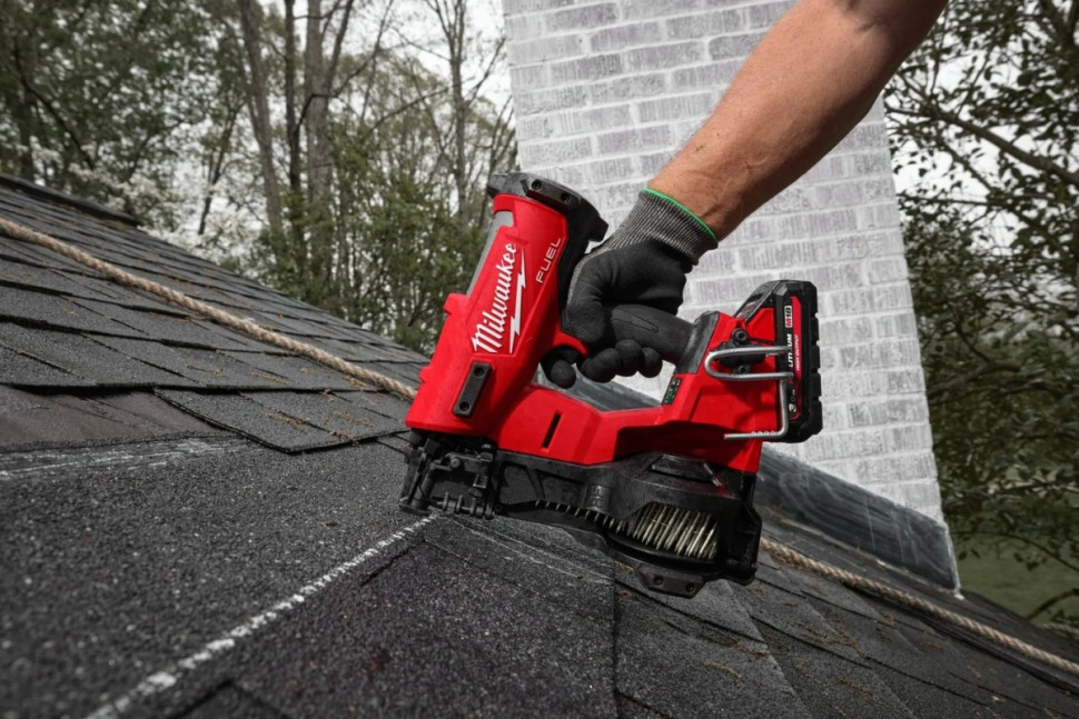 Гвоздезабиватель Milwaukee M18 FRCN45-0X Fuel 4933498168 (без АКБ, кейс)