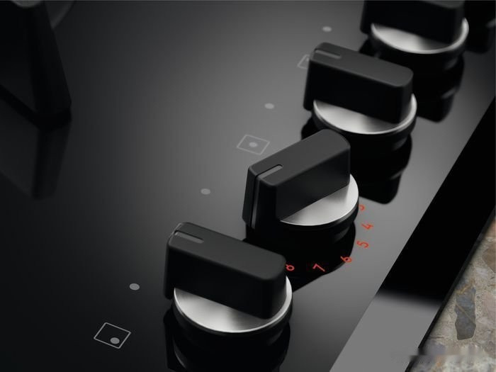 Варочная панель Electrolux KGG753753K