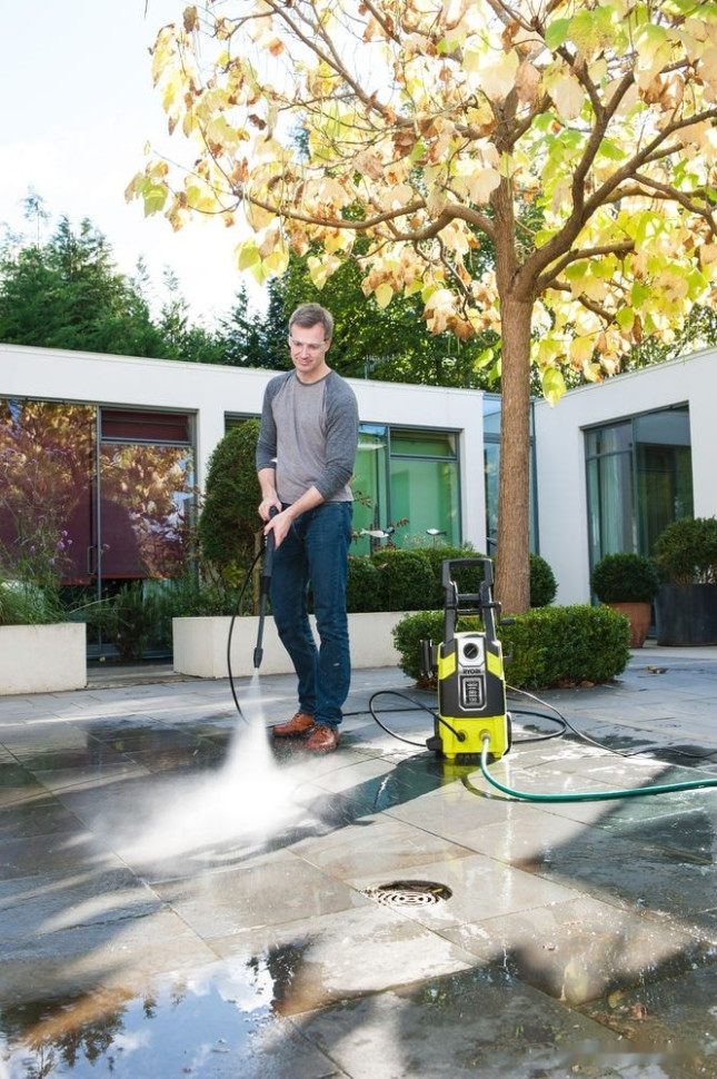 Мойка высокого давления Ryobi RPW130XRB