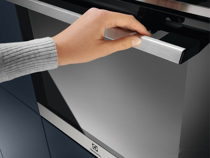 Духовой шкаф Electrolux EOF6P76X2